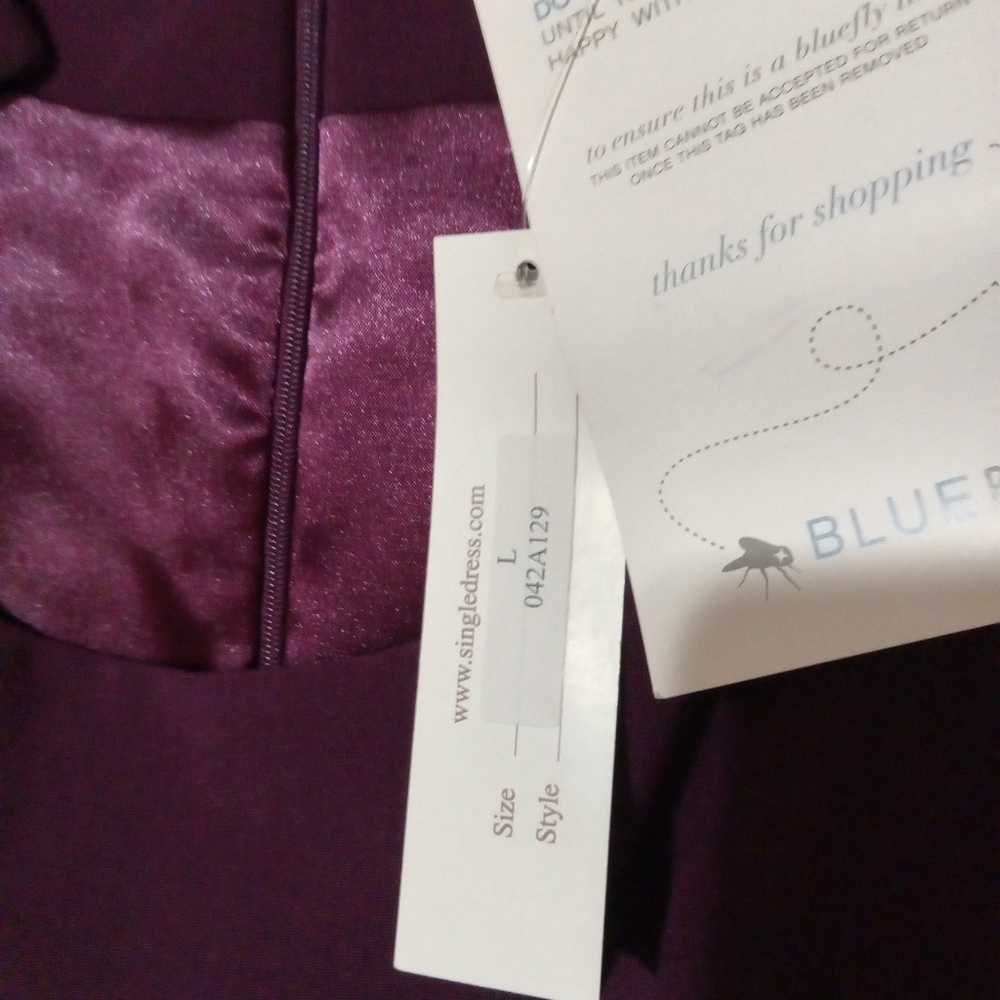 Dress - Picture 4 of 6